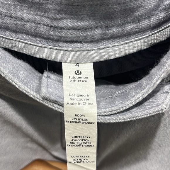 Lululemon Ride On Shorts in Fossil / White Sz 4 - Picture 12 of 12